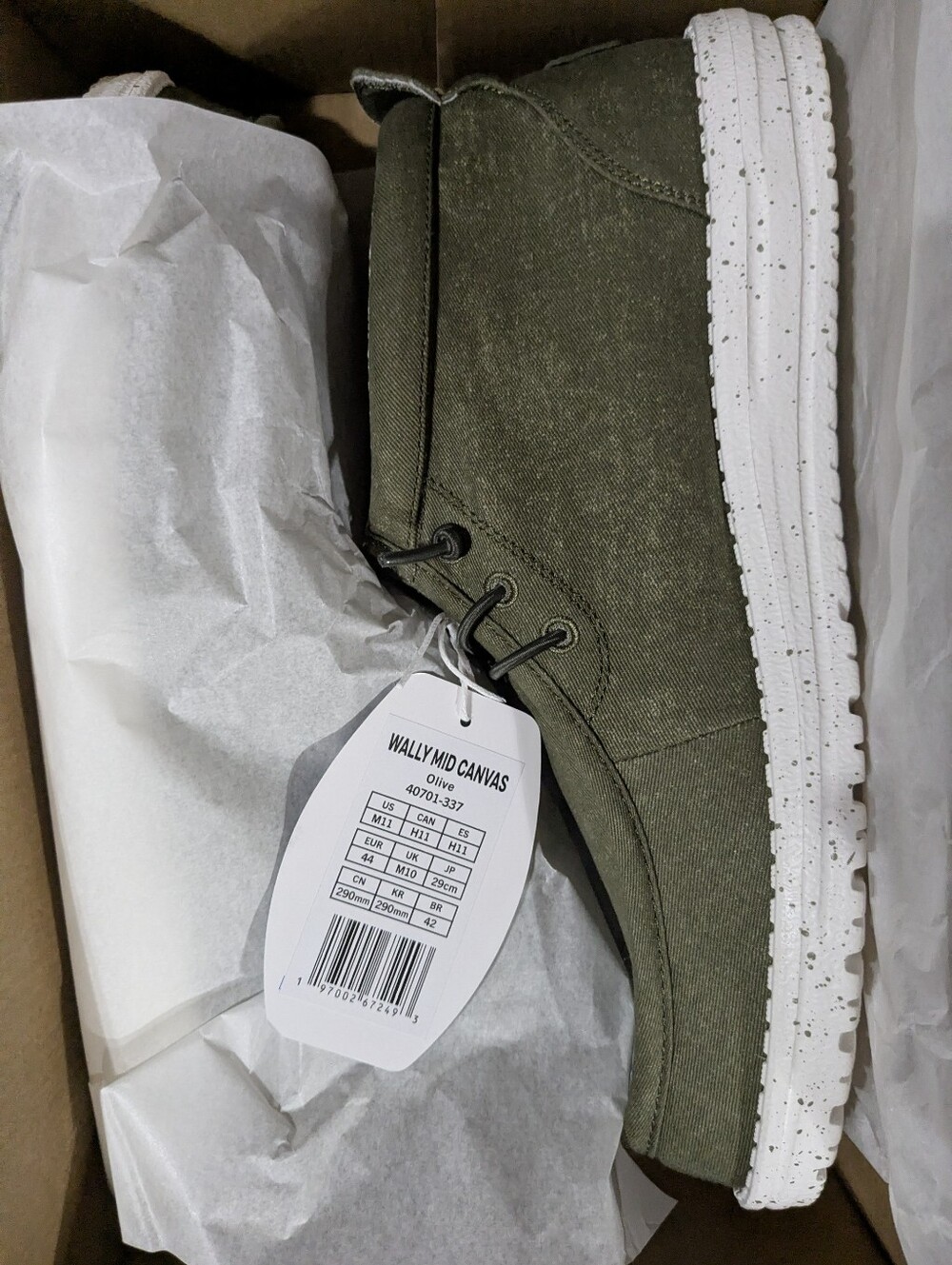 Hey Dude Green Chukka Boots with Moc-Toe Design Men's Size 11 NEW